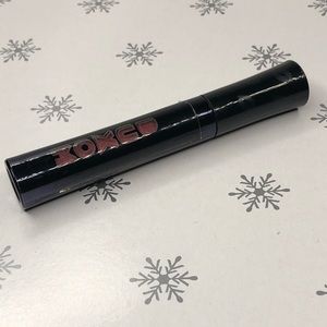 Buxom Va va lump Come to Dolly